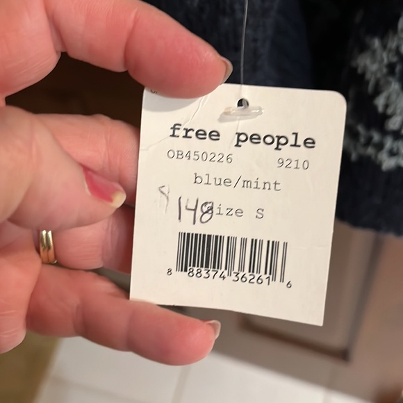 NWT Free People Loose Warm Fuzzy Sweater, Size Small, Runs Big - Picture 8 of 11